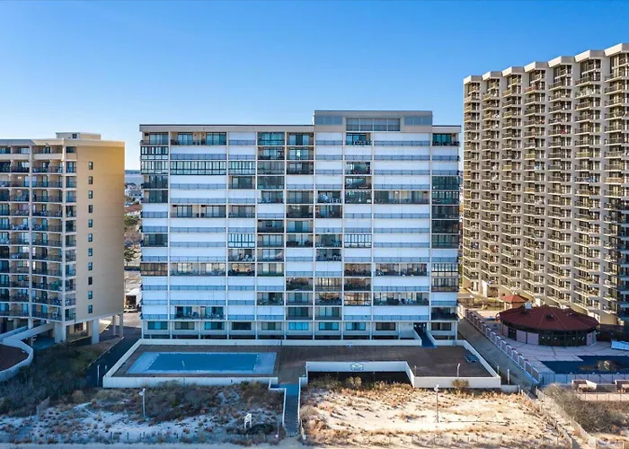 Stunning 2 Bedroom Direct Ocean Front At High Point North Holiday home